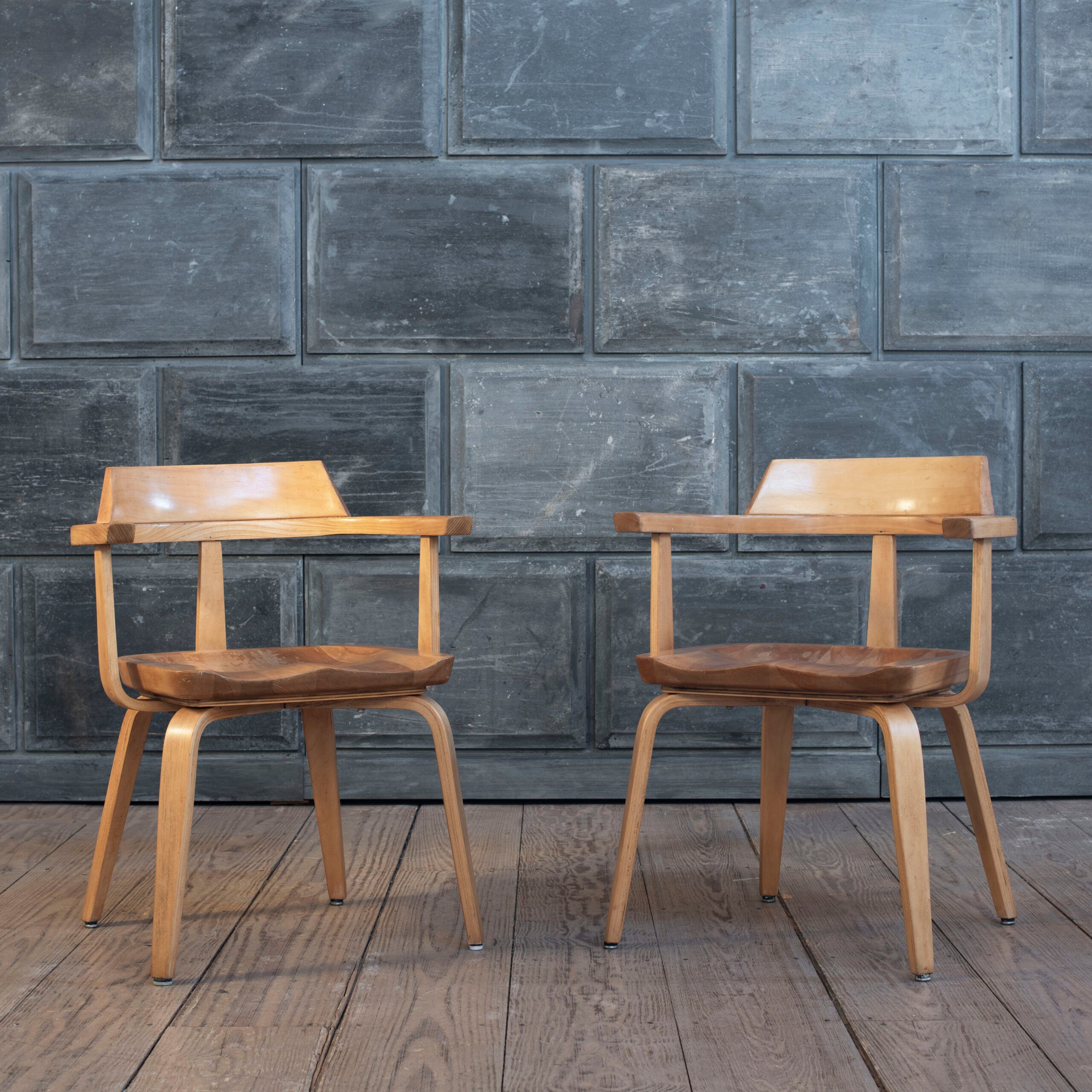 【 新品 】Walter Grupius SOLD 1951 Walter Gropius for Thonet W199 Dining Armchair