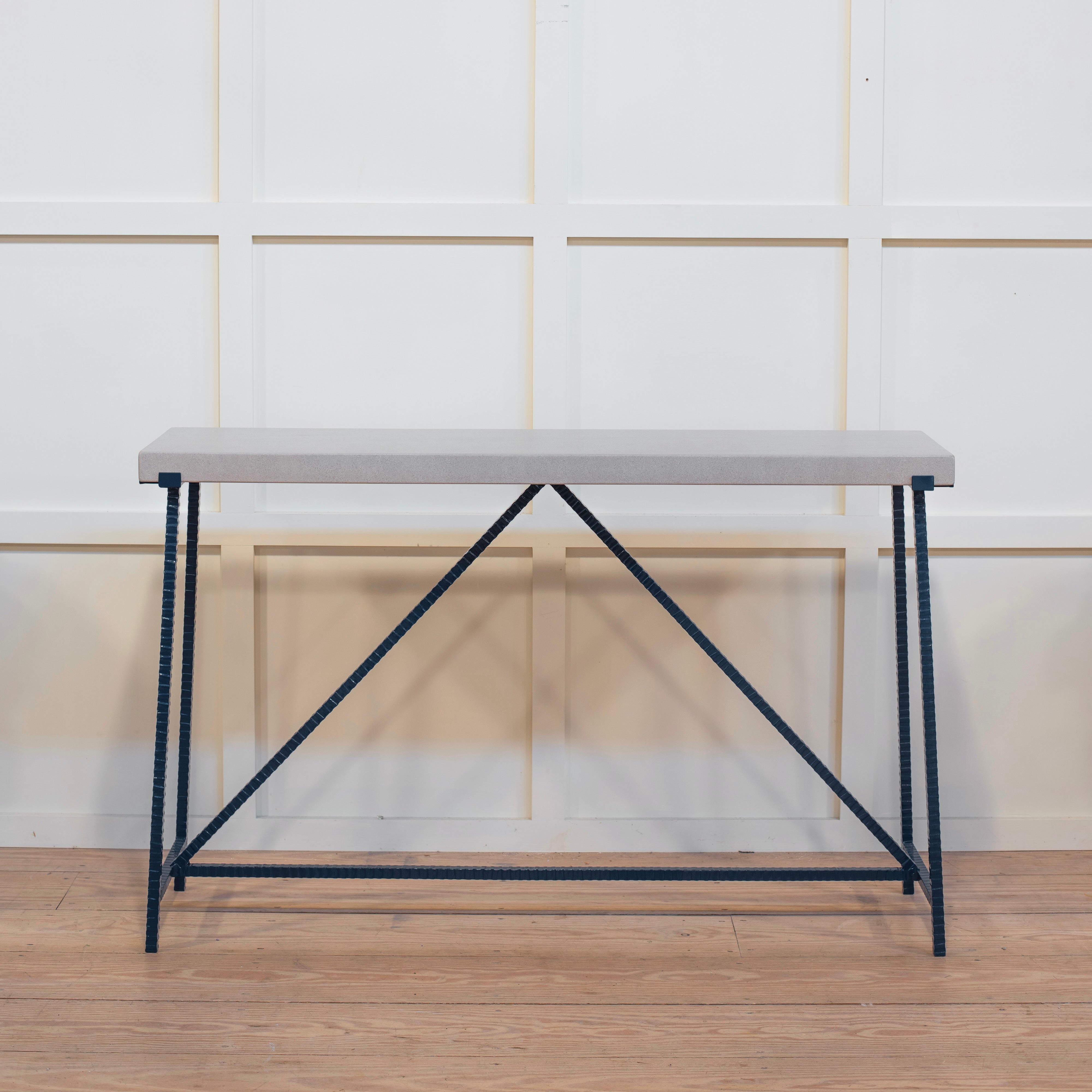 Runway Console – RT Facts