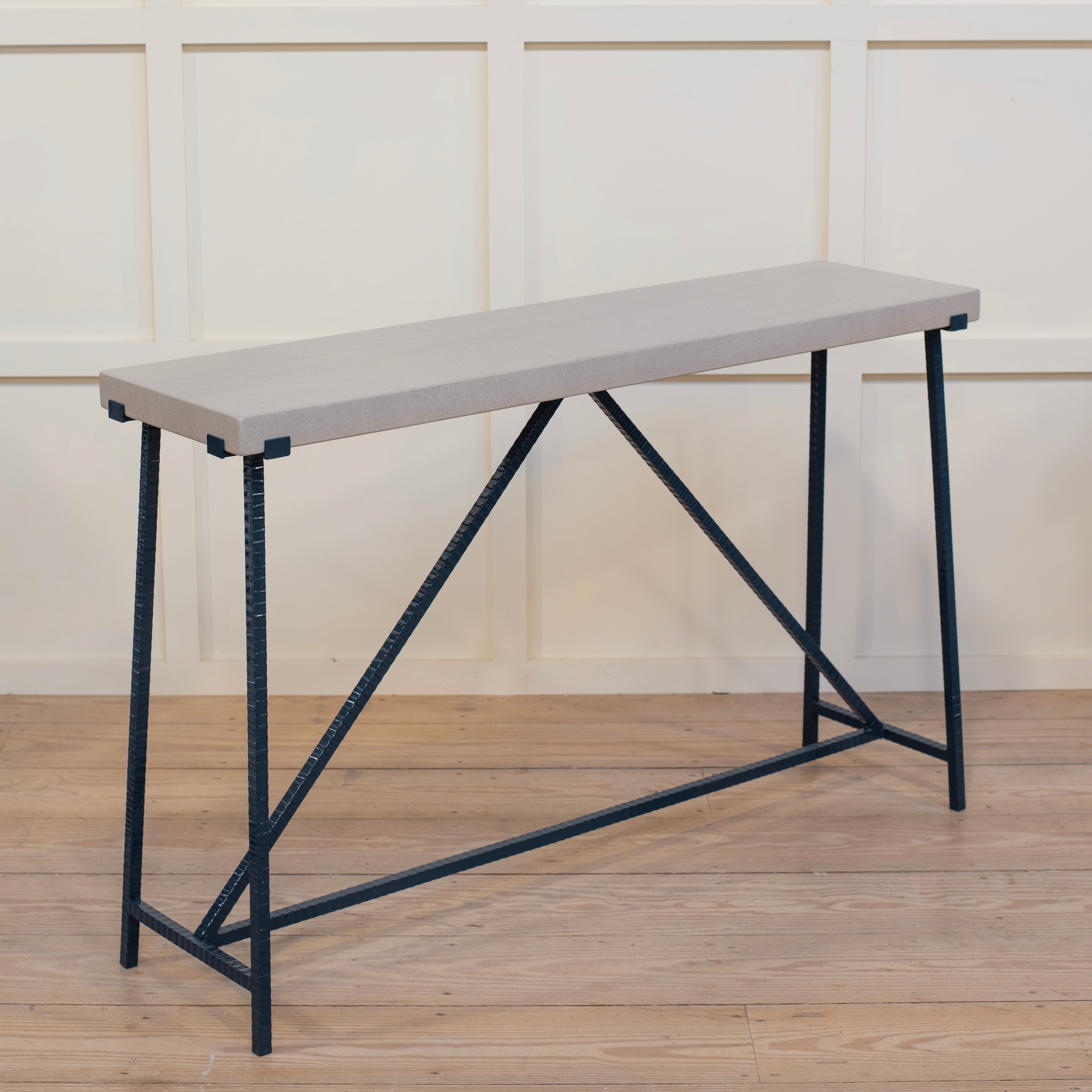 Runway Console – RT Facts