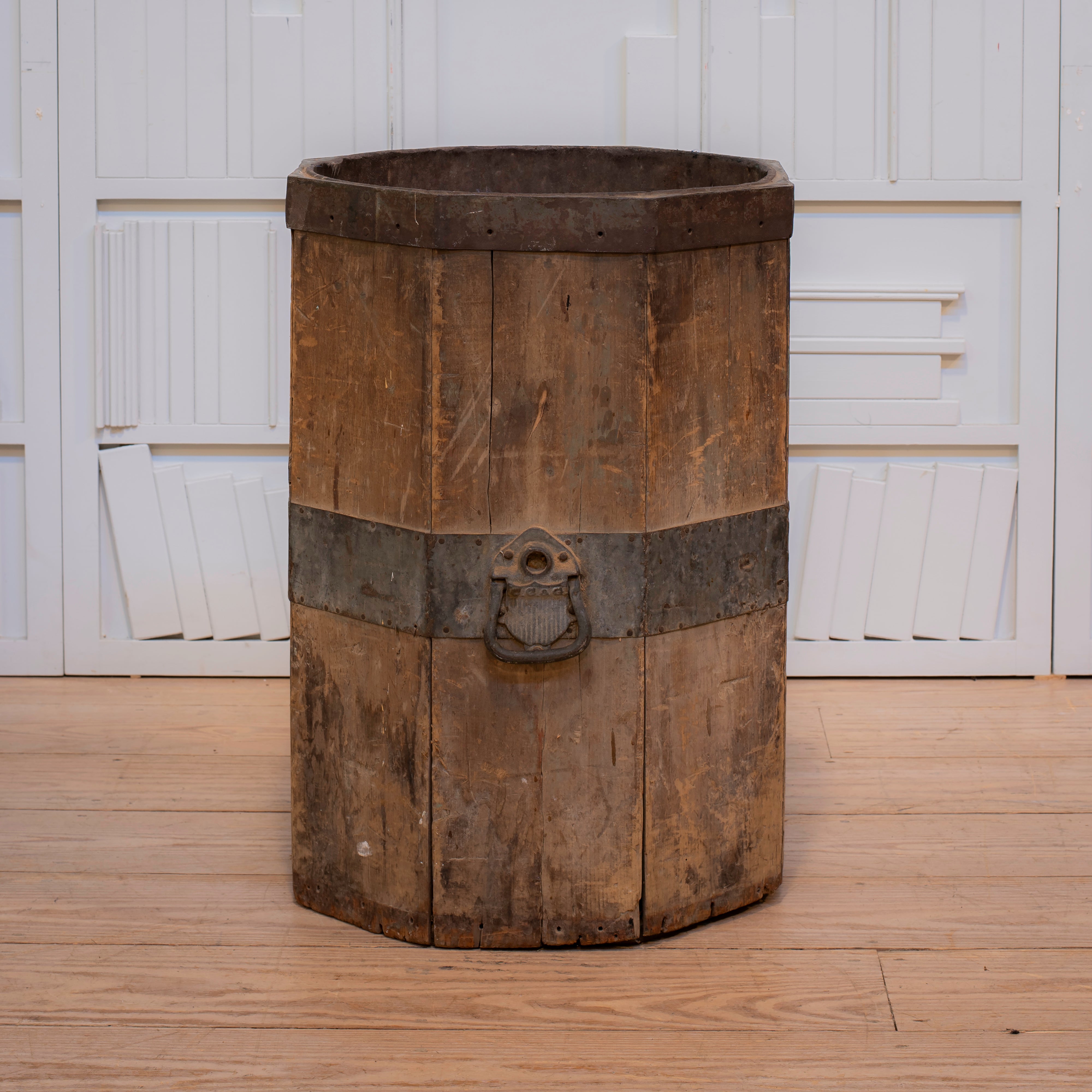 Octagonal Wood & Zinc Bin with Handles – RT Facts