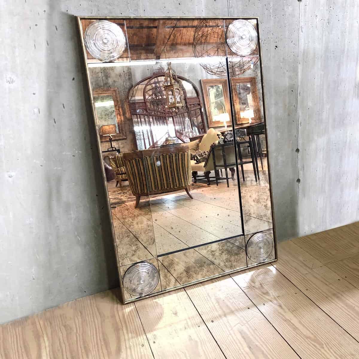 Bullseye Rectangle Mirror – RT Facts